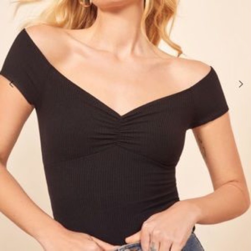 NWT Reformation Arabella Off-Shoulder Top Black